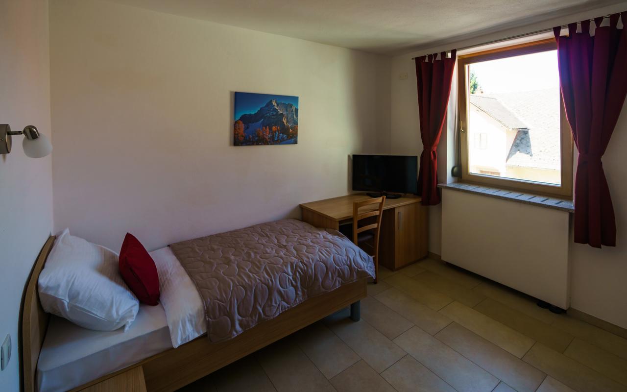 Bed & Breakfast Karun Cerklje na Gorenjskem Eksteriør bilde