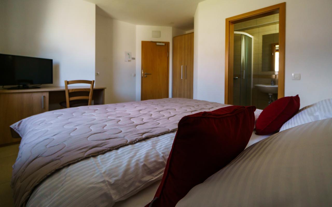 Bed & Breakfast Karun Cerklje na Gorenjskem Eksteriør bilde