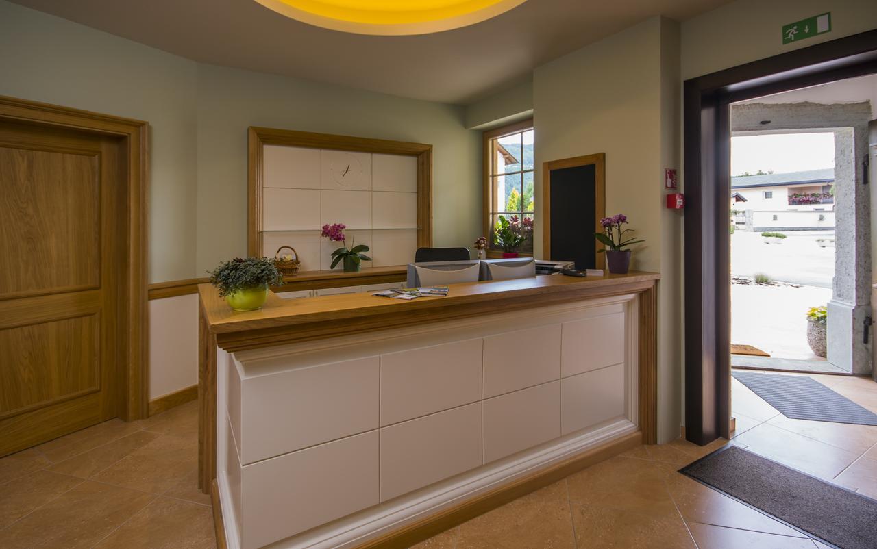 Bed & Breakfast Karun Cerklje na Gorenjskem Eksteriør bilde